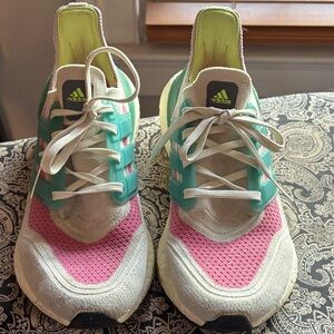 Adidas Women's Cream and Pink Running Shoes